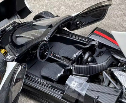 Pagani Zonda HH Diecast Model (1:18 Scale)