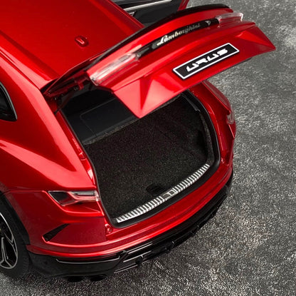 Lamborghini Urus Diecast Model ( 1:18 scale)