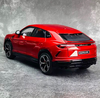 Lamborghini Urus Diecast Model ( 1:18 scale)