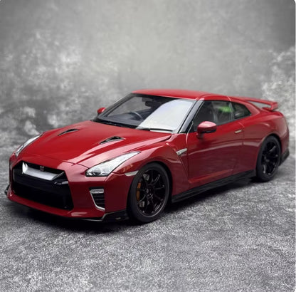 Nissan GT-R (R35) Diecast Model (1:18 scale)